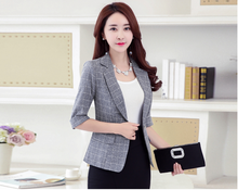 Laden Sie das Bild in den Galerie-Viewer, Karierter Damenanzug, Ladies plaid suit