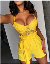Laden Sie das Bild in den Galerie-Viewer, Damen-Sommer-Spitzenoverall mit V-Ausschnitt