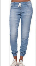 Laden Sie das Bild in den Galerie-Viewer, Fußlaterne Damen-Jeans