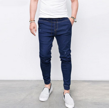 Laden Sie das Bild in den Galerie-Viewer, Sadat Jeans