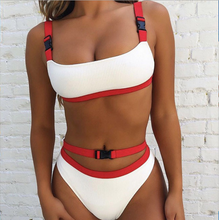 Laden Sie das Bild in den Galerie-Viewer, Badeanzug mit einfarbiger Schnalle im Bikini