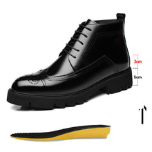 Laden Sie das Bild in den Galerie-Viewer, Leather Martin Boots