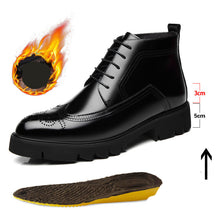 Laden Sie das Bild in den Galerie-Viewer, Leather Martin Boots
