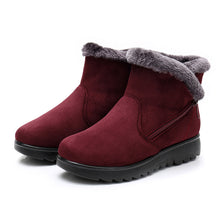 Laden Sie das Bild in den Galerie-Viewer, Short tube low heel plus velvet warm mother cotton boots