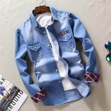 Laden Sie das Bild in den Galerie-Viewer, Slim long sleeve shirt