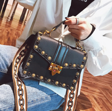 Laden Sie das Bild in den Galerie-Viewer, Damen kleine Handtasche, Rivet small square bag