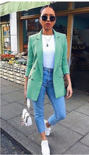 Laden Sie das Bild in den Galerie-Viewer, Einfarbige Strickjacke