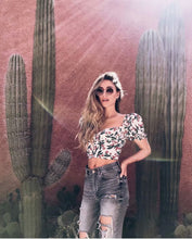 Laden Sie das Bild in den Galerie-Viewer, Platz kragen puff sleeve top