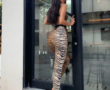 Laden Sie das Bild in den Galerie-Viewer, Hip raise bodysuit