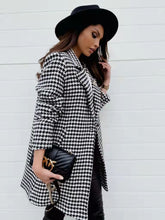 Laden Sie das Bild in den Galerie-Viewer, Slim Fit Blazer