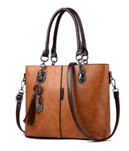 Laden Sie das Bild in den Galerie-Viewer, Luxury Handbags Leather Shoulder Bag
