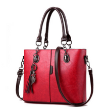 Laden Sie das Bild in den Galerie-Viewer, Luxury Handbags Leather Shoulder Bag
