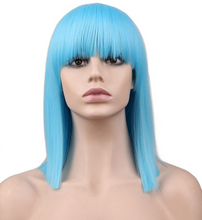 Laden Sie das Bild in den Galerie-Viewer, European and American anime color hair Cospoay wig
