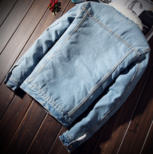Laden Sie das Bild in den Galerie-Viewer, Schwarz Hochwertige Mode Jeans Jacke mit Pelz
