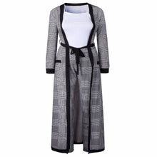 Laden Sie das Bild in den Galerie-Viewer, Plaid printed long trench coat for Women
