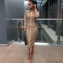 Laden Sie das Bild in den Galerie-Viewer, High neck long sleeve dress
