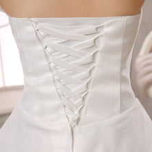 Laden Sie das Bild in den Galerie-Viewer, New bride wedding dress  slim lace Qi special offer
